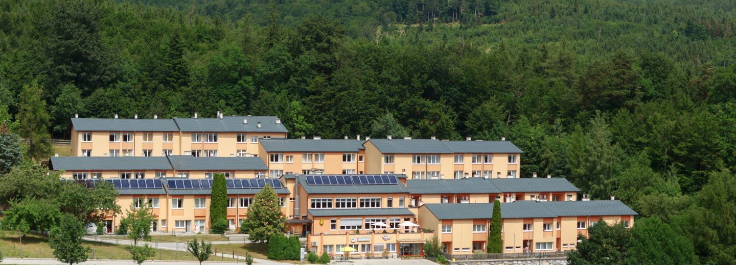 Seniorenzentrum St. Corona am Schöpf Außenansicht